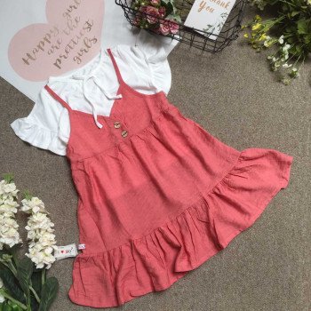 Combo váy yếm đũi tằm kèm áo cotton size 7 -10 Combo váy yếm đũi tằm kèm áo cotton size 7 -10