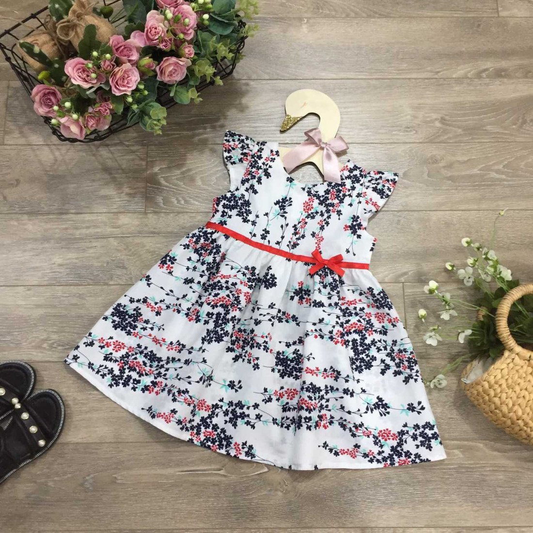 Váy sát nách hoa nơ eo bé gái-V209145-kidsky-bán sỉ Váy sát nách hoa nơ eo bé gái-V209145 Váy sát nách hoa nơ eo bé gái-V209145-