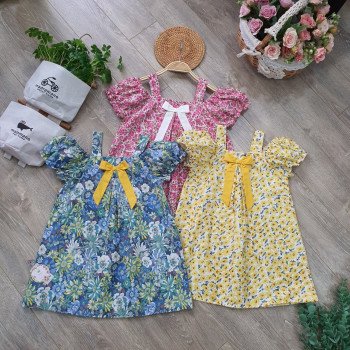 Váy hoa 2 dây tay trễ size 2-6 Váy hoa 2 dây tay trễ size 2-6